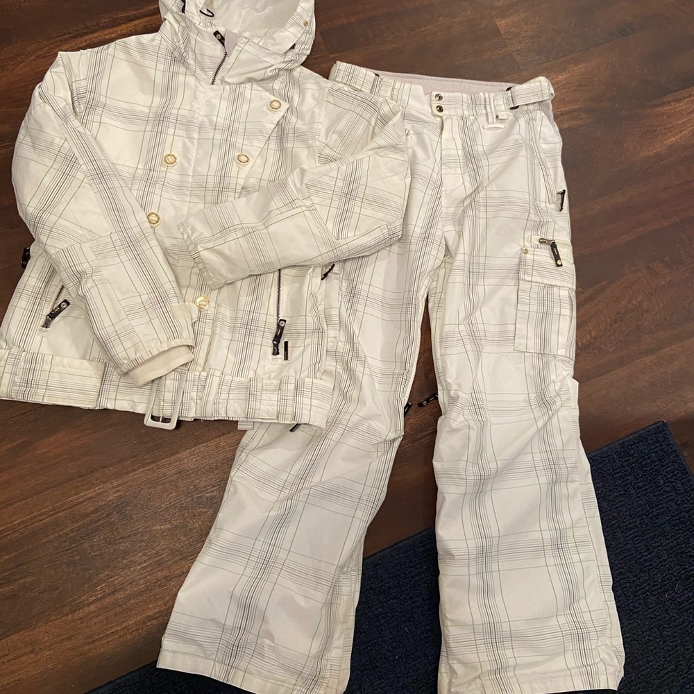 Empyre Snowboarding jacket & pants